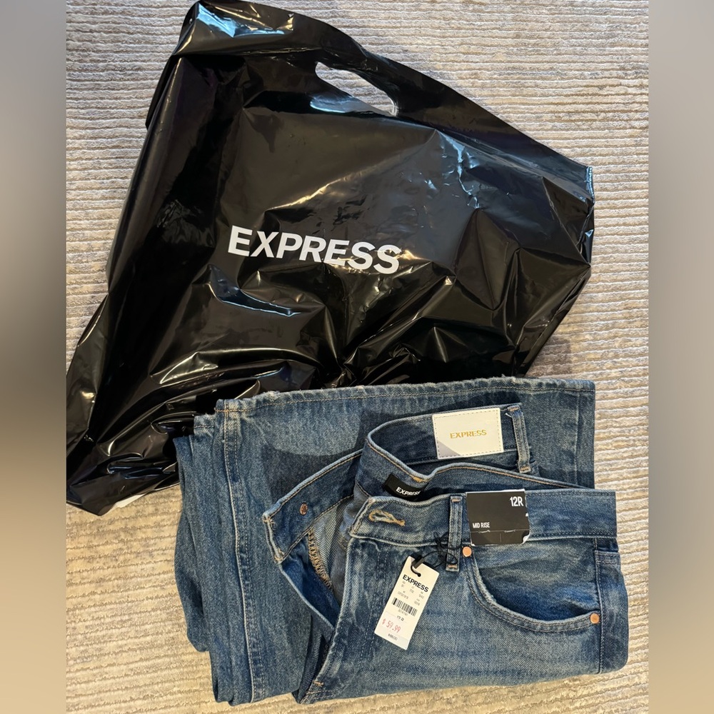 Express mid rise wide leg jeans -12R
